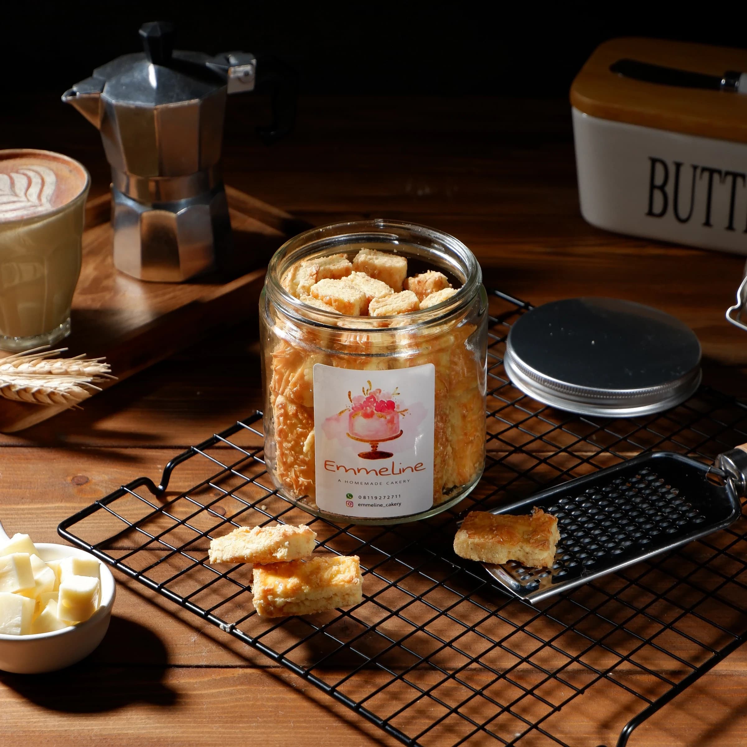 Detail foto 2 dark mood - emmeline cakery untuk bisnis F&B