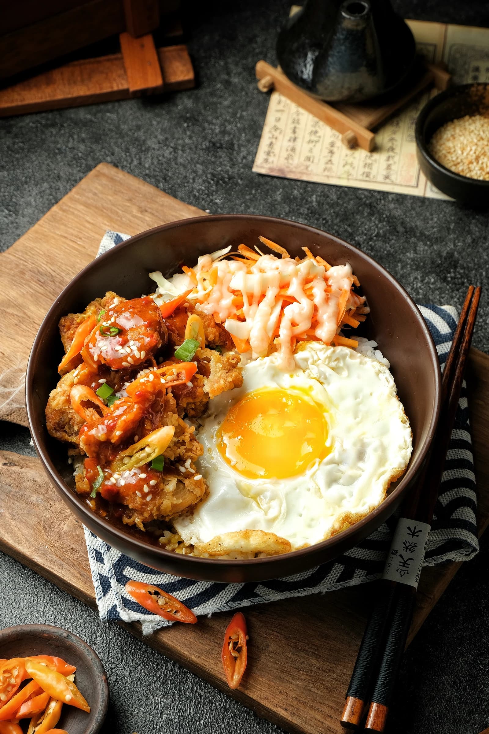 Detail foto 2 dark mood - okasan ramen untuk bisnis F&B