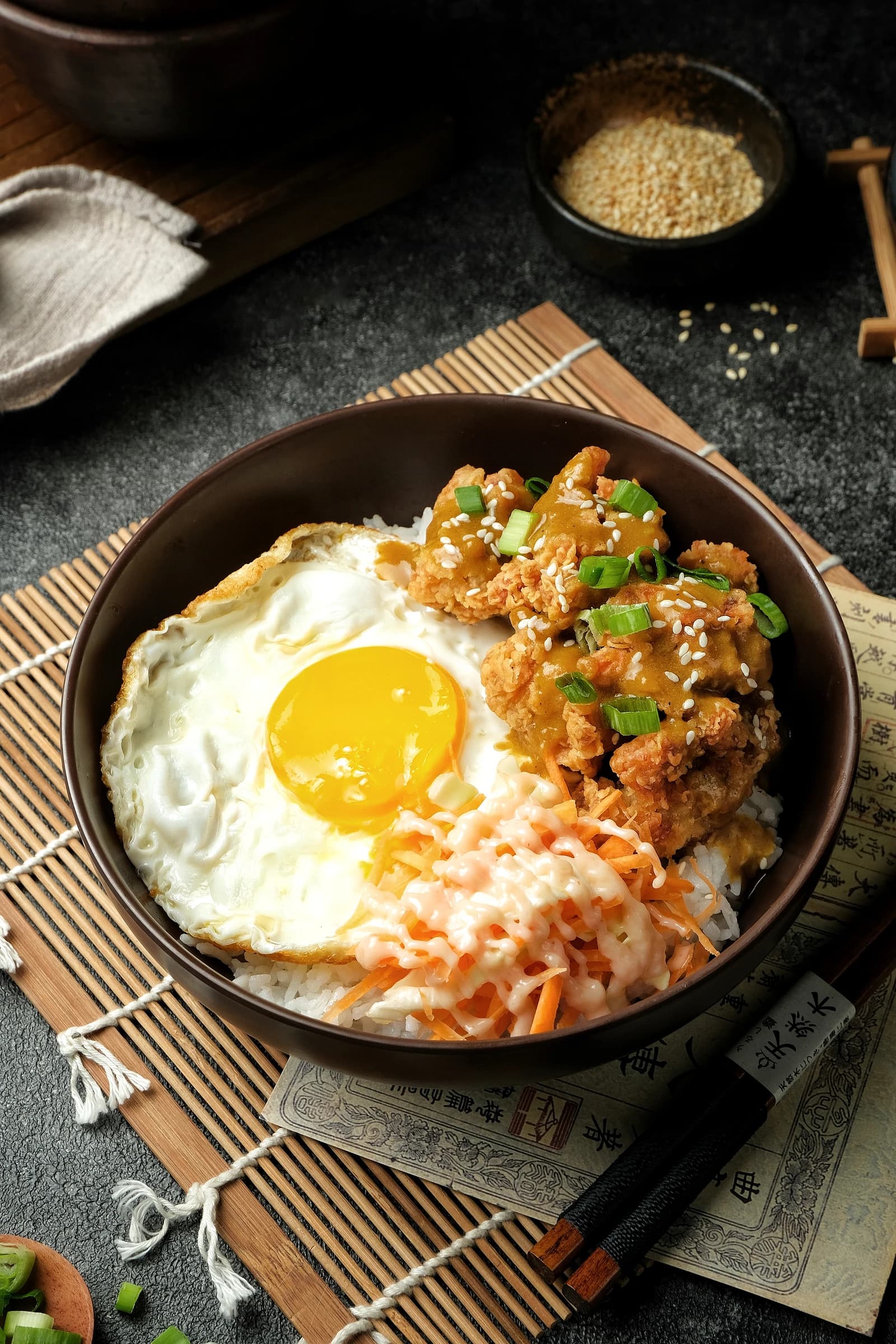 Detail foto 3 dark mood - okasan ramen untuk bisnis F&B