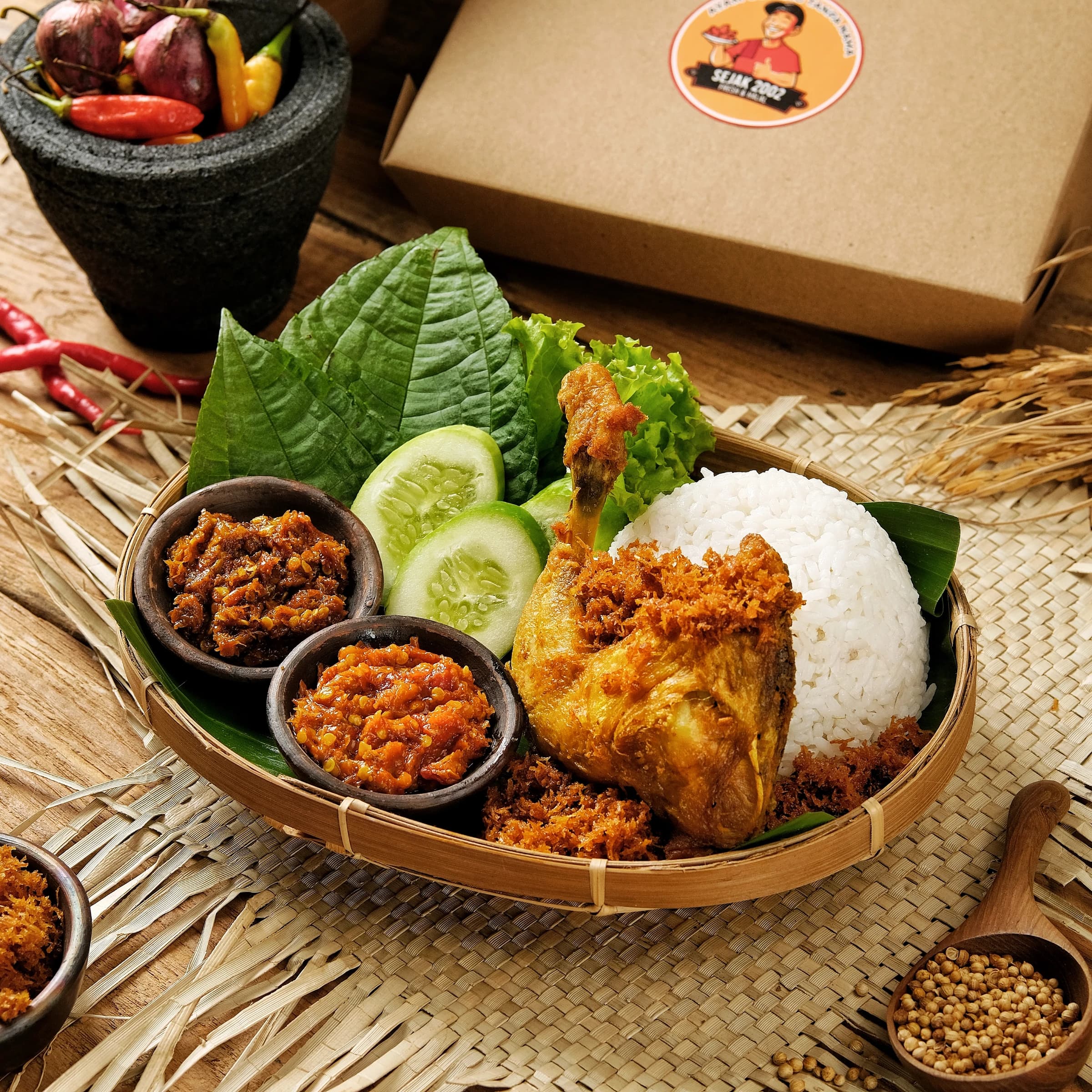 Detail foto 3 traditional - ayam tanpa nama untuk bisnis F&B