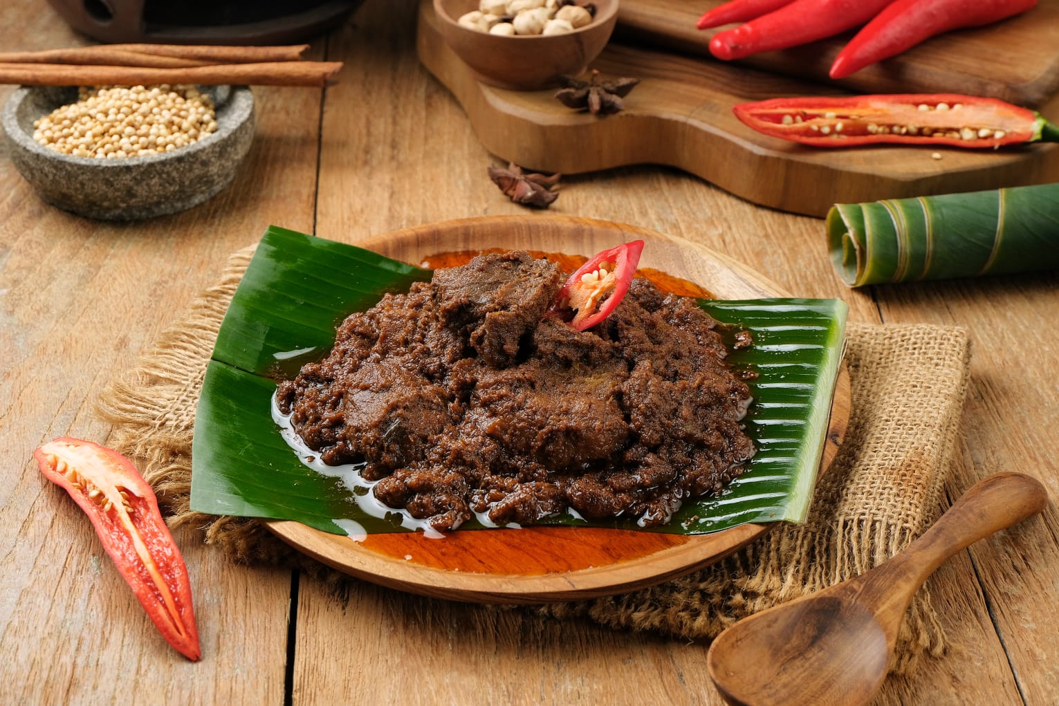 Cover artikel Rendang dan Cerita Tradisi dalam Sebuah Foto Makanan